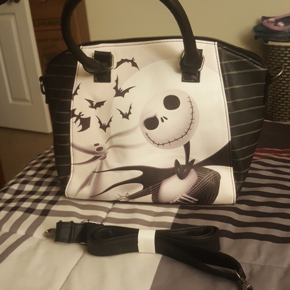 Jack skelington loungefly
